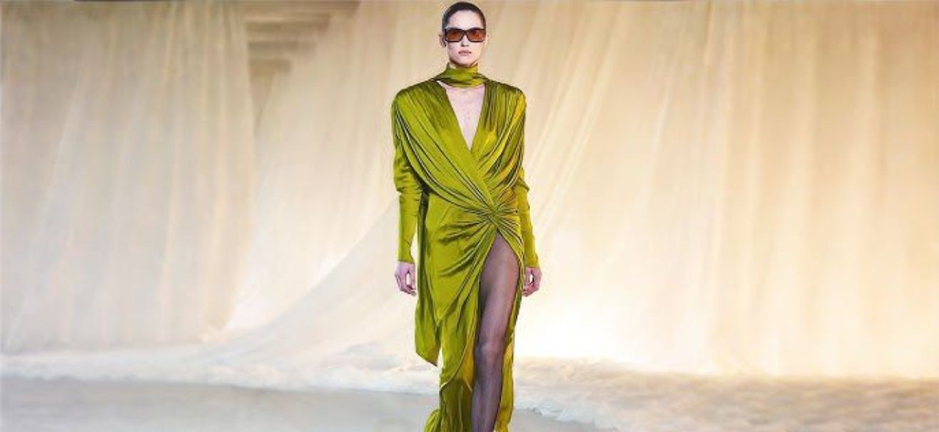 La stagione delle visioni: A Parigi la moda immagina il futuro